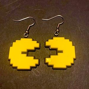 SALE NTW Yellow PAC-MAN  Earring